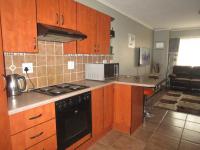 Kitchen - 11 square meters of property in Castleview