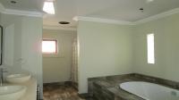Main Bathroom - 19 square meters of property in Rayton