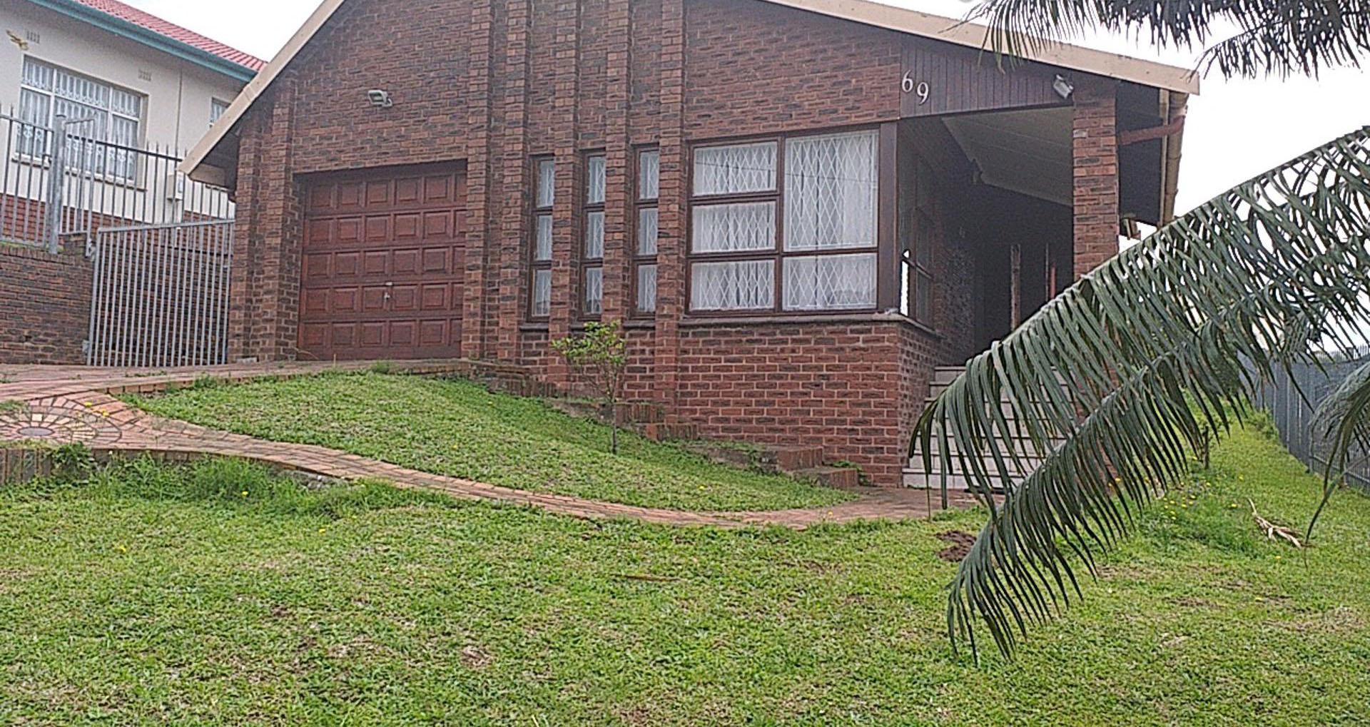 Front View of property in Chatsworth - KZN