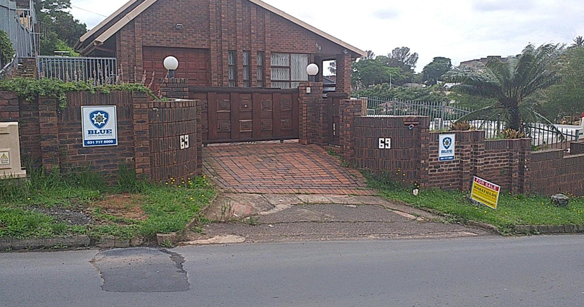 Front View of property in Chatsworth - KZN