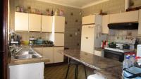 Kitchen - 22 square meters of property in Strubenvale