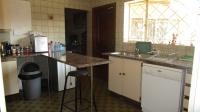 Kitchen - 22 square meters of property in Strubenvale