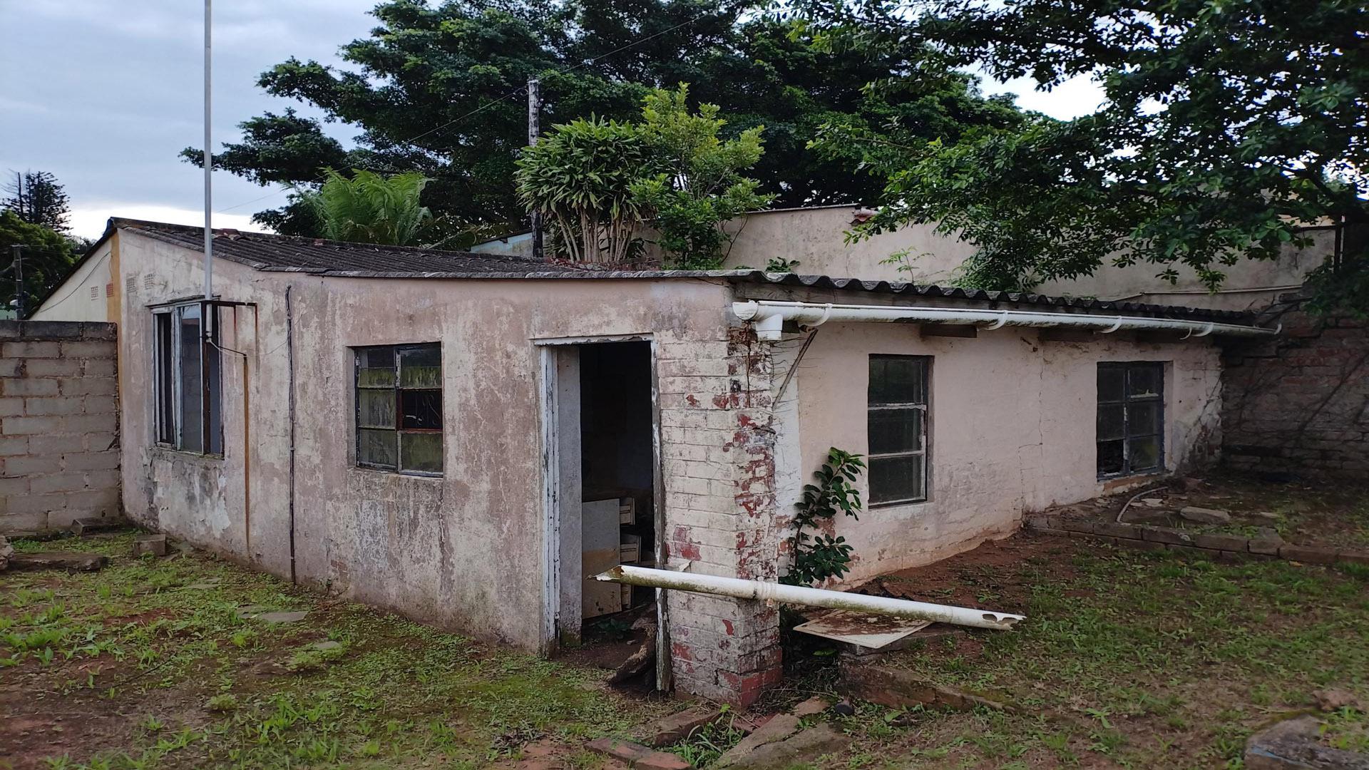 Spaces of property in Woodlands - DBN