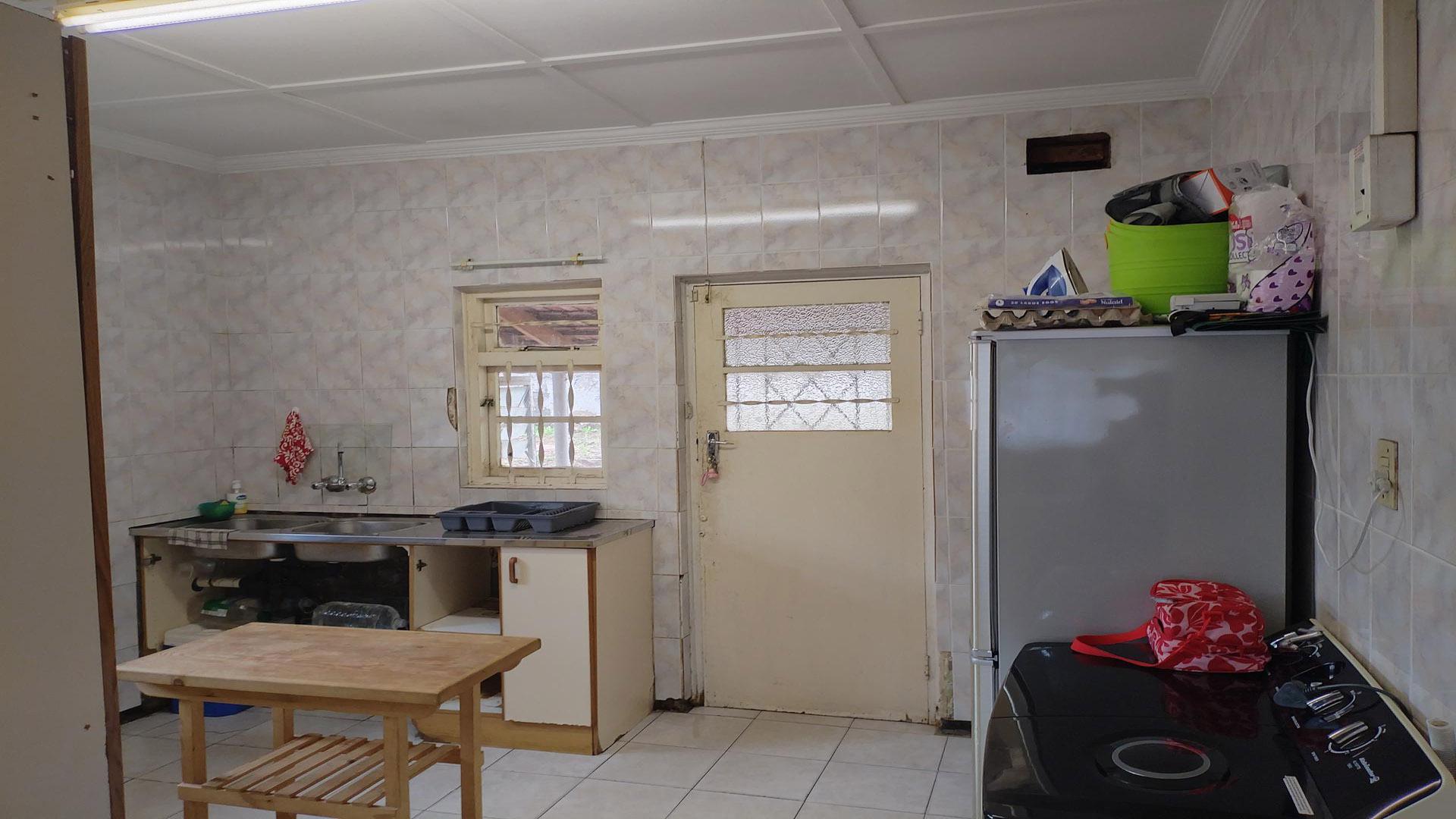 Kitchen of property in Woodlands - DBN