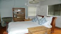 Bed Room 1 - 12 square meters of property in Wynberg - CPT