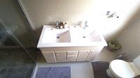 Main Bathroom - 6 square meters of property in Wynberg - CPT