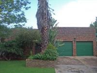 Lounges - 8 square meters of property in Kempton Park