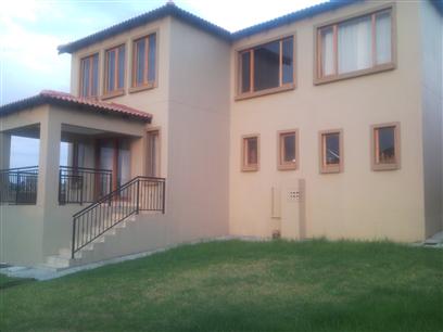 3 Bedroom Cluster to Rent in Kyalami Hills - Property to rent - MR22476