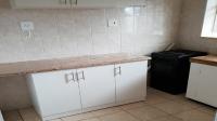 Kitchen - 8 square meters of property in Rosettenville