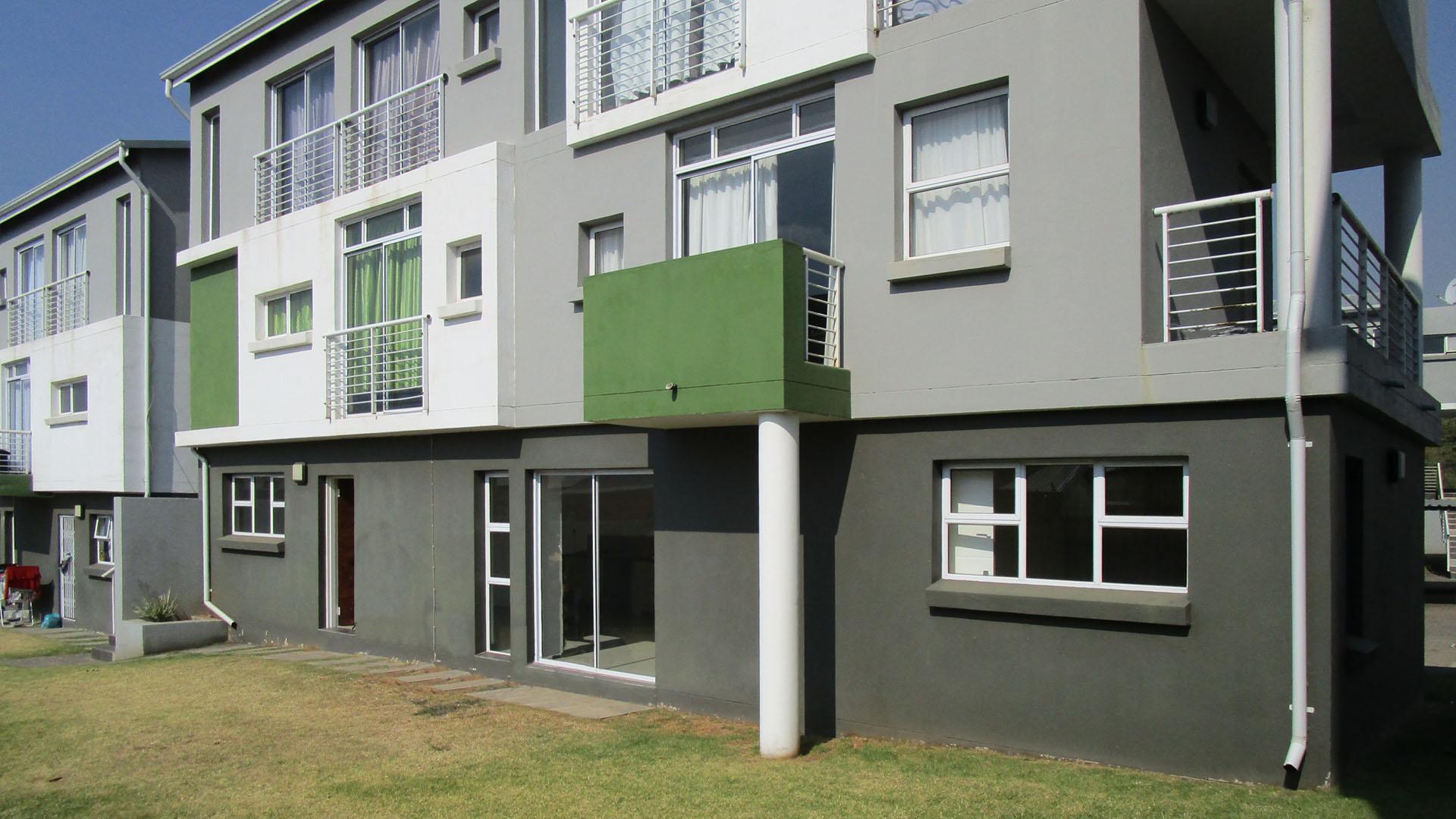 Front View of property in Emalahleni (Witbank) 