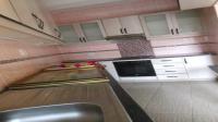 Kitchen - 17 square meters of property in Durban Central