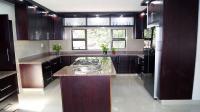 Kitchen - 40 square meters of property in Queensburgh