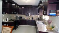 Kitchen - 40 square meters of property in Queensburgh