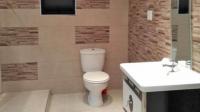 Bathroom 1 - 14 square meters of property in Queensburgh