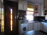 Kitchen of property in Hunters Retreat