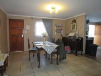 Dining Room - 16 square meters of property in Noordheuwel