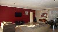 Lounges - 29 square meters of property in Riversdale