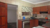Kitchen - 8 square meters of property in Riversdale