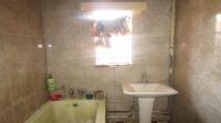 Bathroom 1 - 2 square meters of property in Crosby