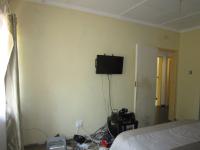 Main Bedroom - 12 square meters of property in Vanderbijlpark