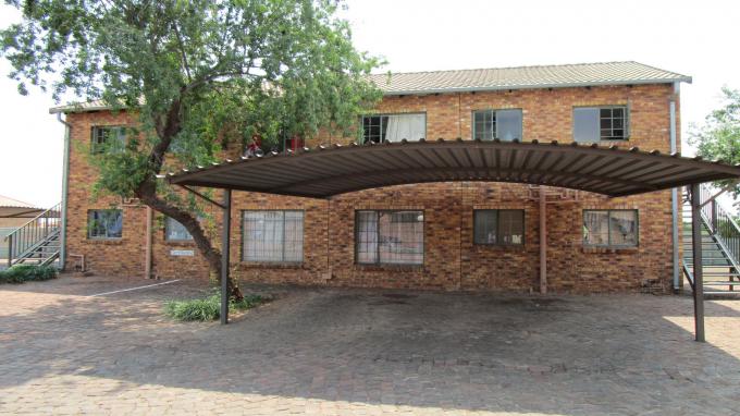 2 Bedroom Sectional Title  - MR228000