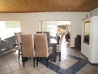 Dining Room - 16 square meters of property in Falcon Ridge