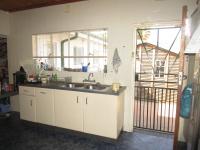 Kitchen - 18 square meters of property in Falcon Ridge
