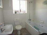 Main Bathroom - 4 square meters of property in Falcon Ridge