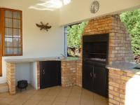 Patio - 18 square meters of property in Merrivale
