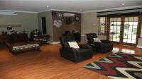 Lounges - 54 square meters of property in Merrivale
