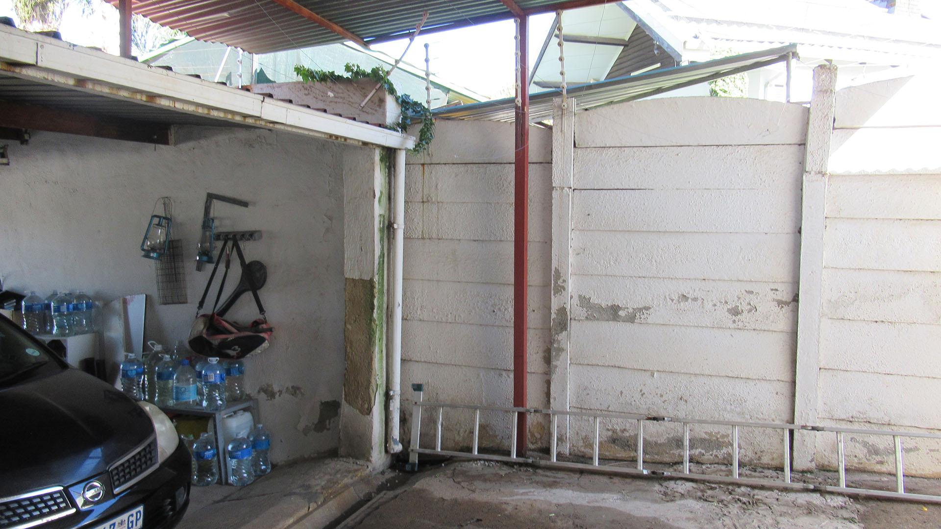 Backyard of property in Gillview