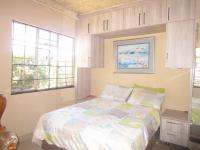Bed Room 2 - 10 square meters of property in Klipspruit West
