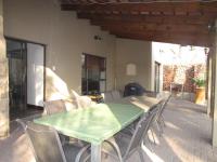 Patio - 36 square meters of property in Three Rivers