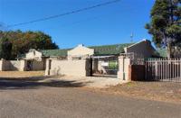 Front View of property in Delmas