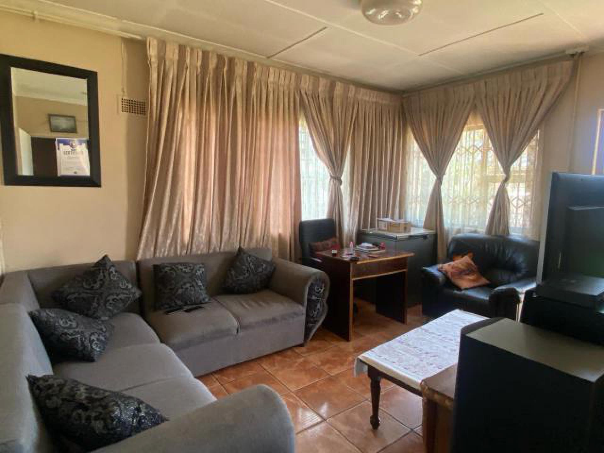 Lounges of property in Bosmont