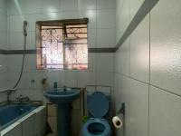 Bathroom 1 of property in Bosmont