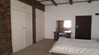 Main Bedroom - 24 square meters of property in Farm Haakdoornboom