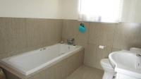 Main Bathroom - 4 square meters of property in Sharon Park