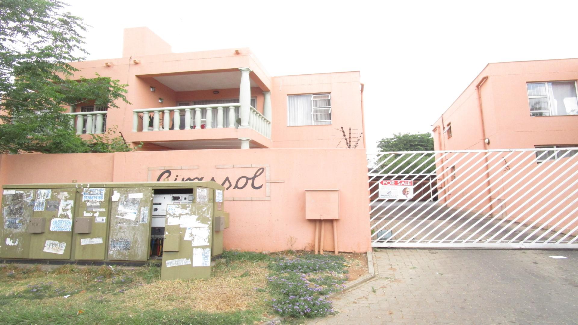 Front View of property in Randburg