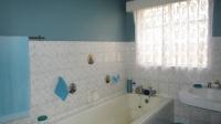 Bathroom 2 - 3 square meters of property in Brentwood Park AH