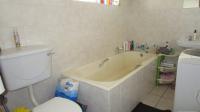 Bathroom 3+ - 4 square meters of property in Brentwood Park AH