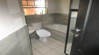 Bathroom 1 - 5 square meters of property in Crystal Park