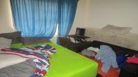 Bed Room 1 - 11 square meters of property in Crystal Park