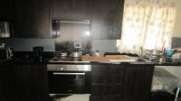 Kitchen - 8 square meters of property in Crystal Park