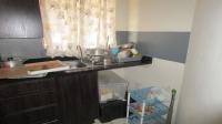 Kitchen - 8 square meters of property in Crystal Park