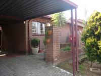 3 Bedroom 2 Bathroom Simplex for Sale for sale in Garsfontein