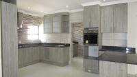 Kitchen - 24 square meters of property in Parkhaven