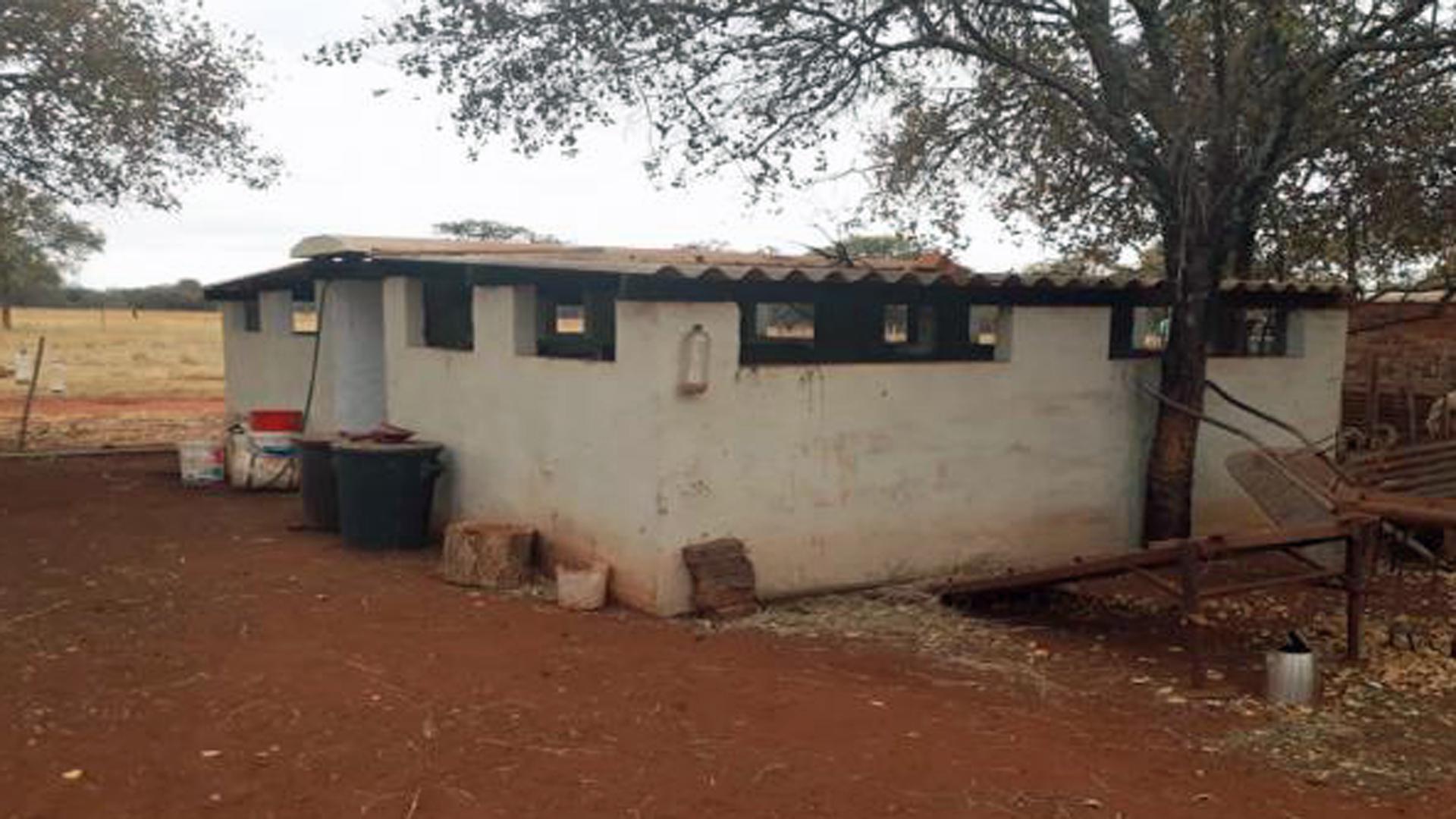 Backyard of property in Mookgopong (Naboomspruit)