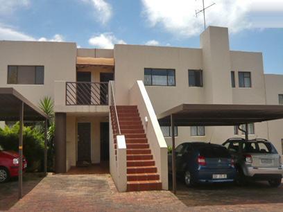 2 Bedroom Simplex for Sale For Sale in Weltevreden Park - Home Sell - MR23308