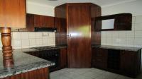Kitchen - 13 square meters of property in Waterval East